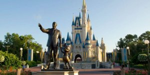 Read more about the article A Walt Disney World Vacation for Under $2,000 Dollars