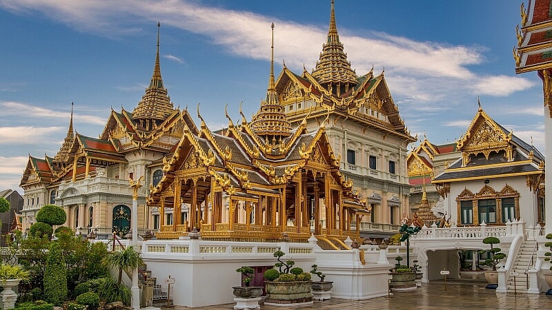 temple-bangkok-thailand